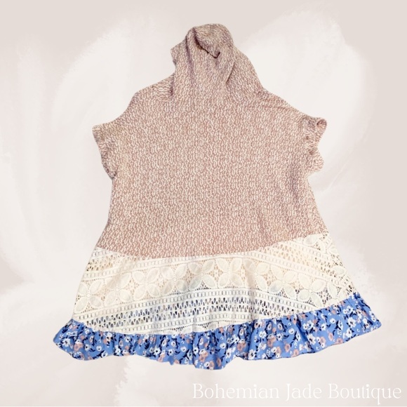 ODDY Floral & Lace Short Sleeve Hoodie Sweater - Picture 2 of 4